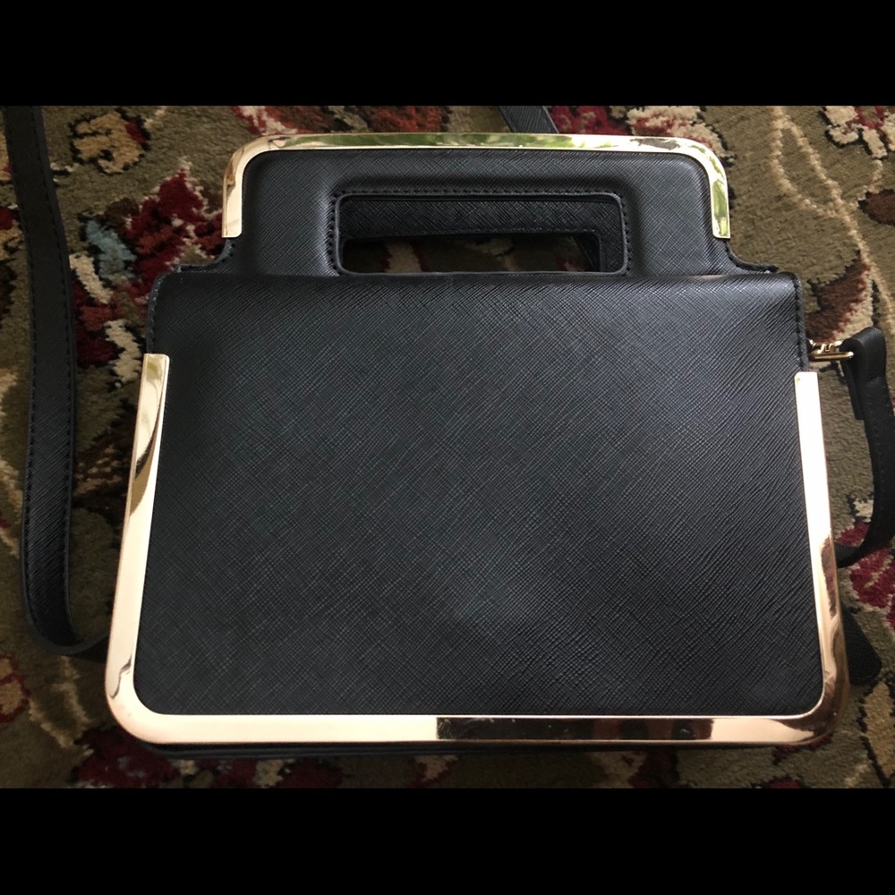 Black purse